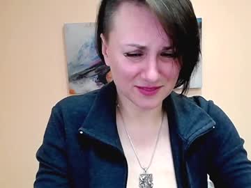 girl Asian Live Webcam with milisbrey
