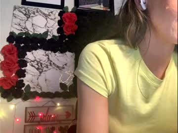 girl Asian Live Webcam with dollydreams