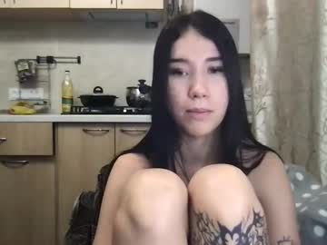 couple Asian Live Webcam with dancing_dolly