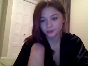 girl Asian Live Webcam with llilcandy