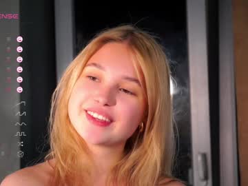 girl Asian Live Webcam with lornabufkin